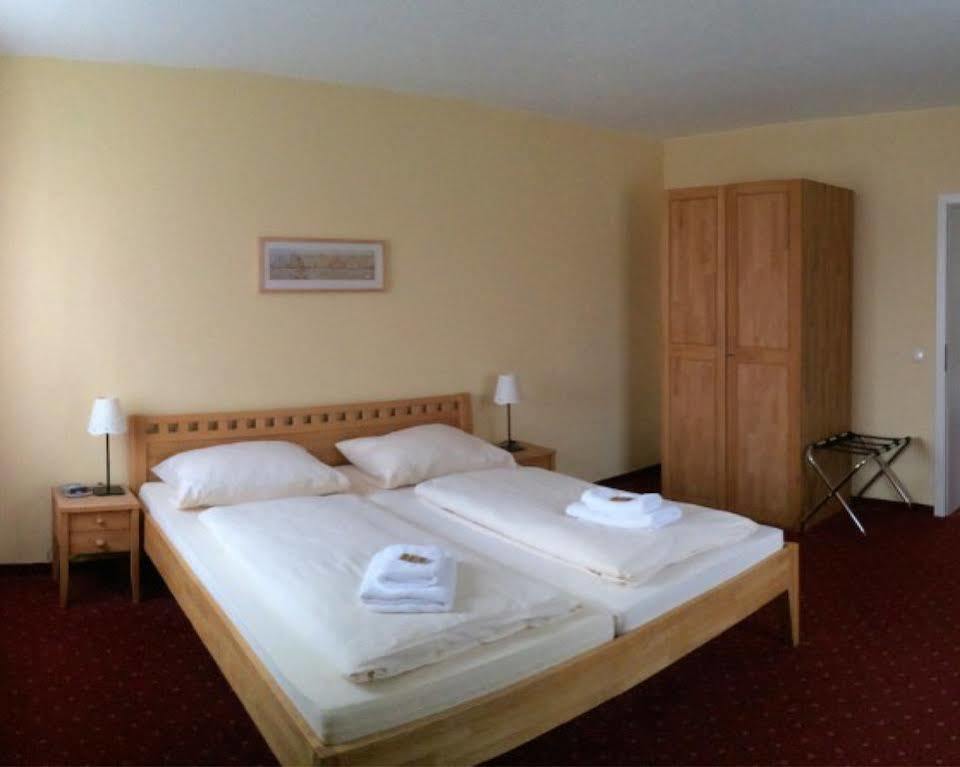 Hotel Leitner Кауфбойрен Екстериор снимка